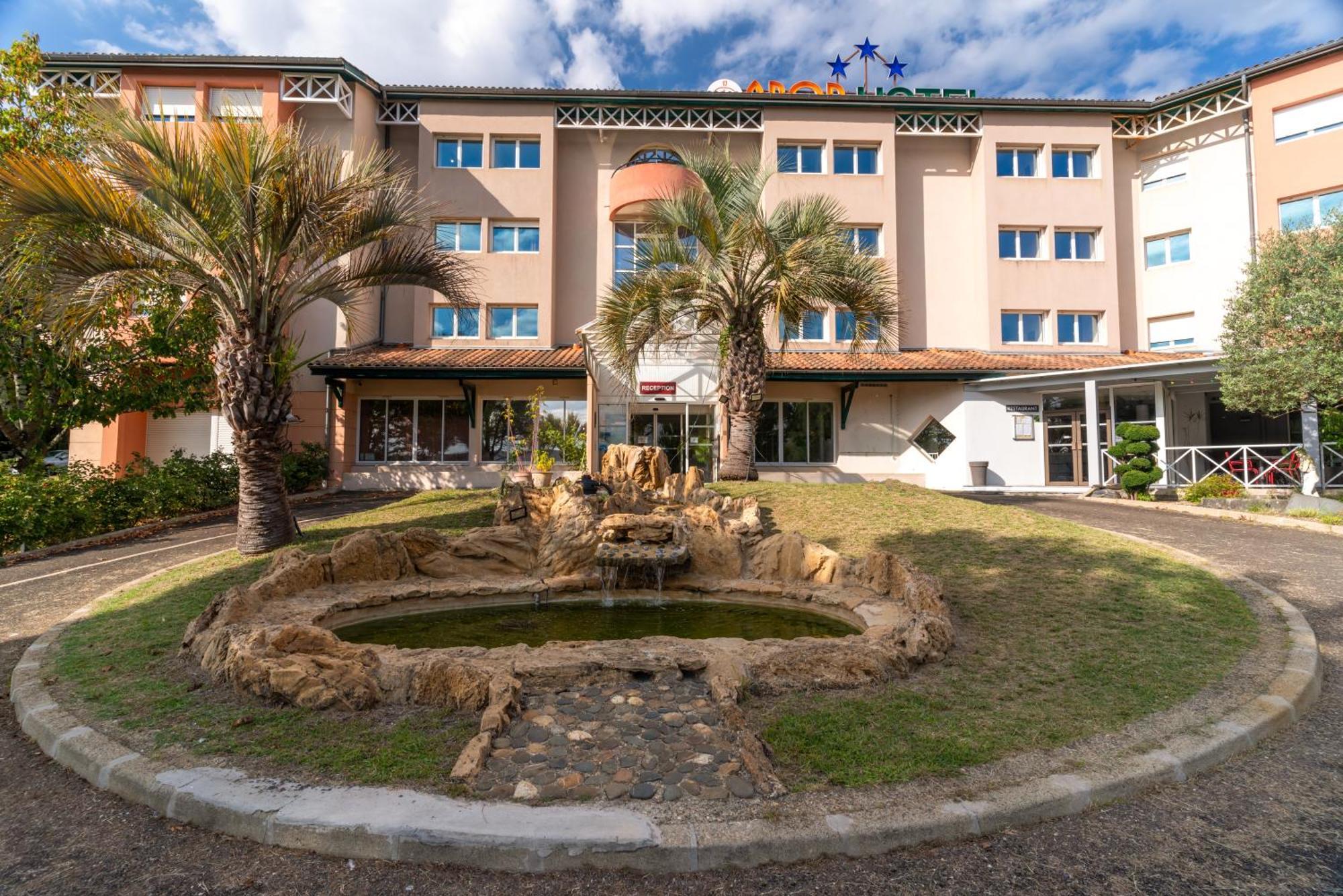 Hotel Abor Saint-Pierre-du-Mont  Buitenkant foto