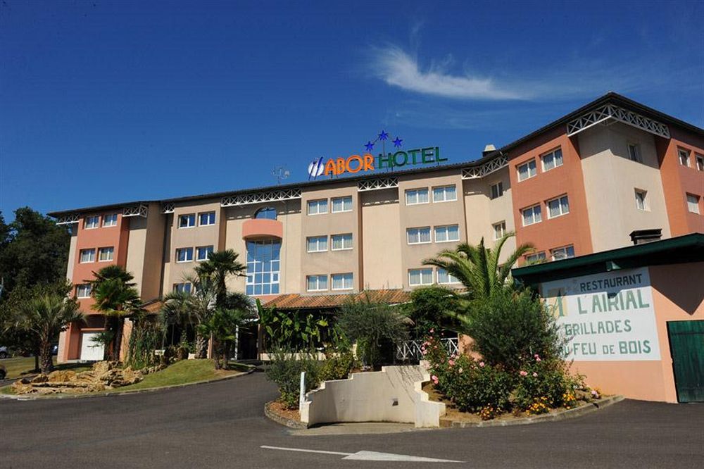 Hotel Abor Saint-Pierre-du-Mont  Buitenkant foto