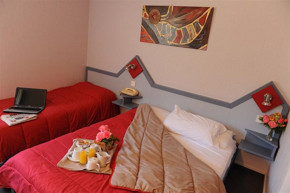 Hotel Abor Saint-Pierre-du-Mont  Buitenkant foto
