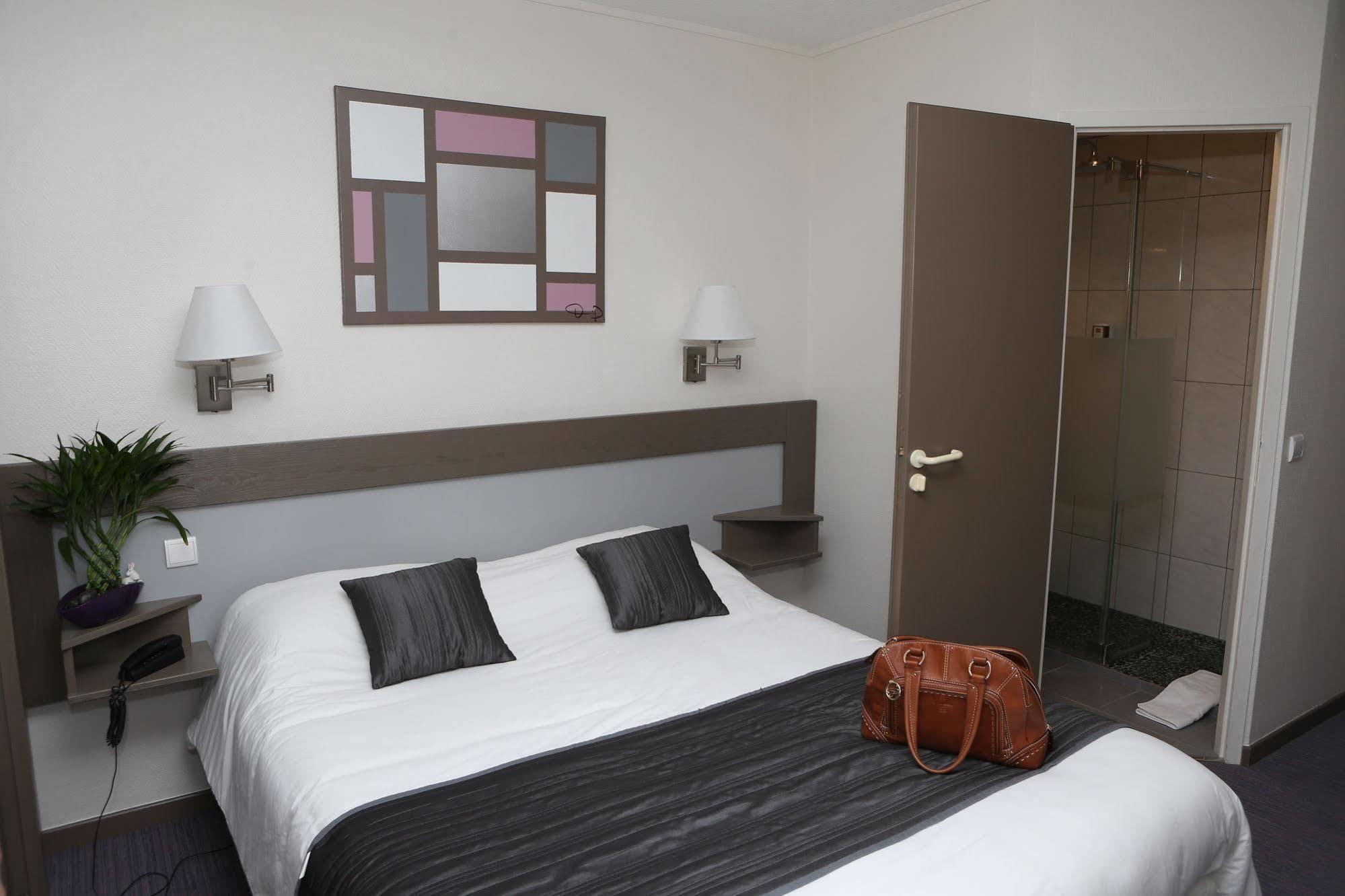 Hotel Abor Saint-Pierre-du-Mont  Buitenkant foto